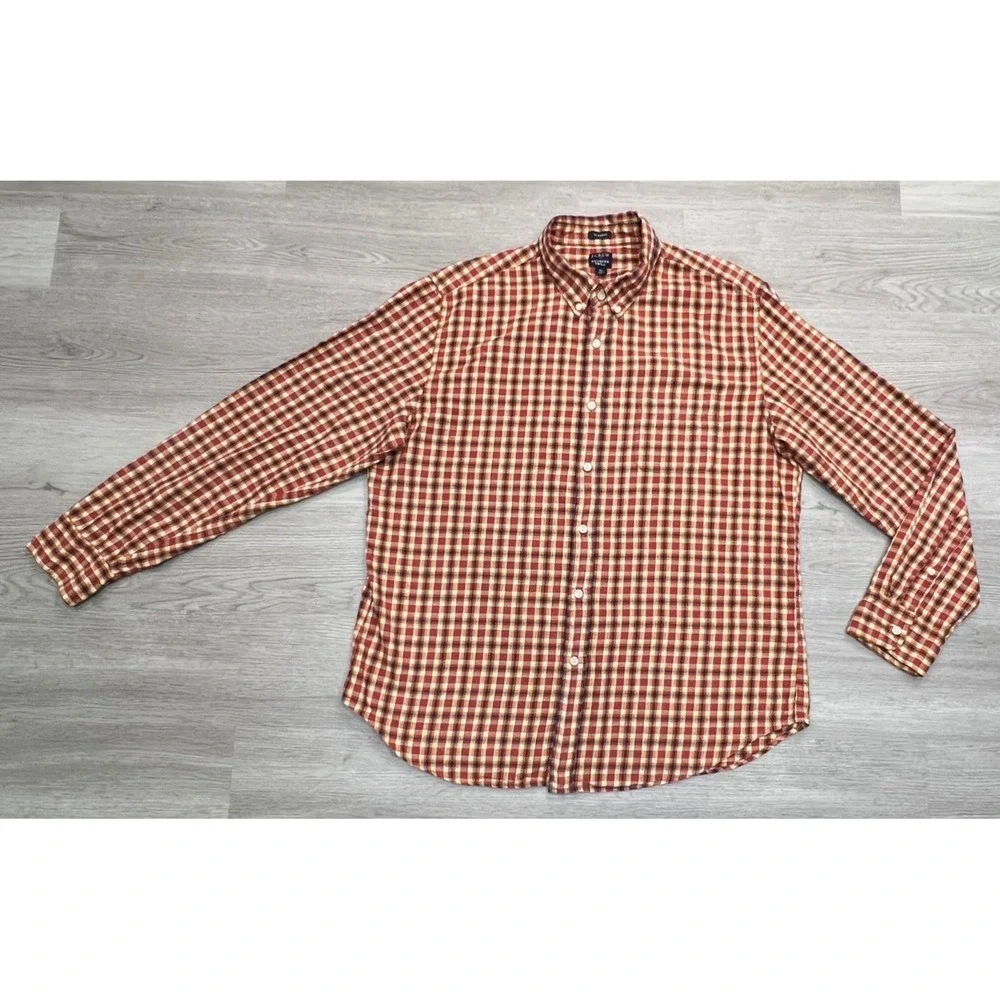 J Crew Brushed Twill Classic Fit Long Sleeve Button Up XL Red‎ Yellow Gingham